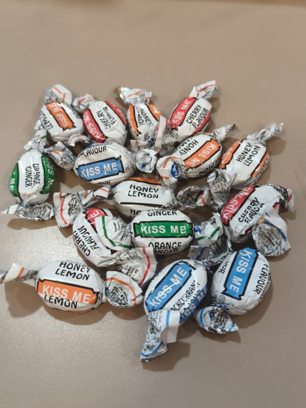 kiss me candy