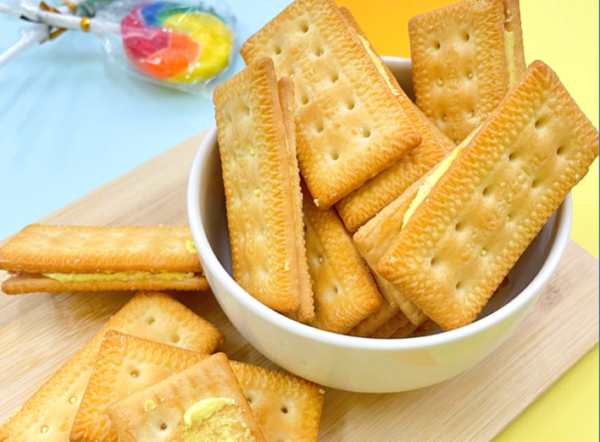 香蕉夹心饼 banana cream biscuit