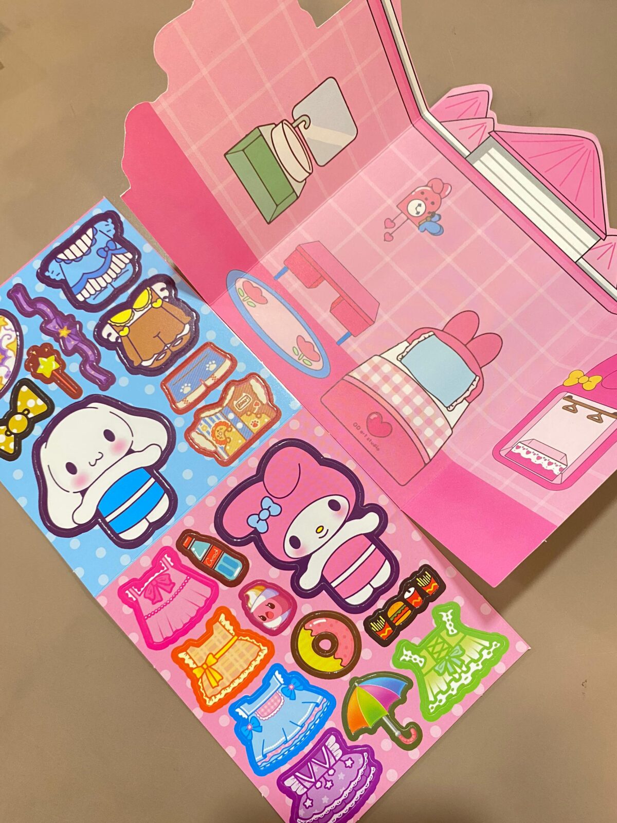 天空之城三丽鸥安静书 diy sanrio quiet book magic wardrobe