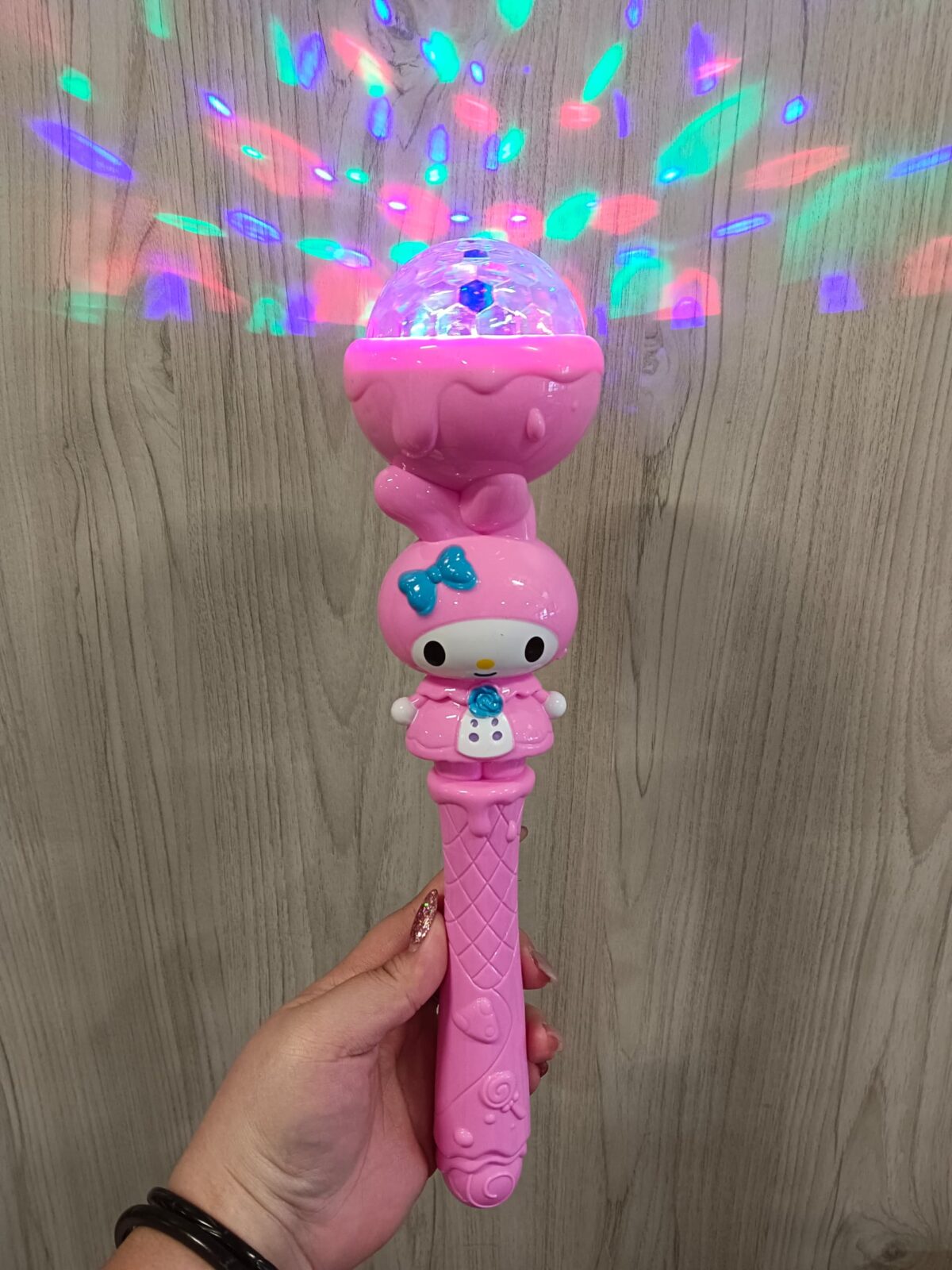 库洛米和美乐蒂音乐炫彩led灯棒 kuromi & melody music colorful light stick