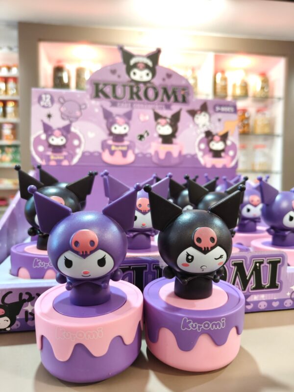 库洛米蛋糕小跑机 kuromi cake ornaments