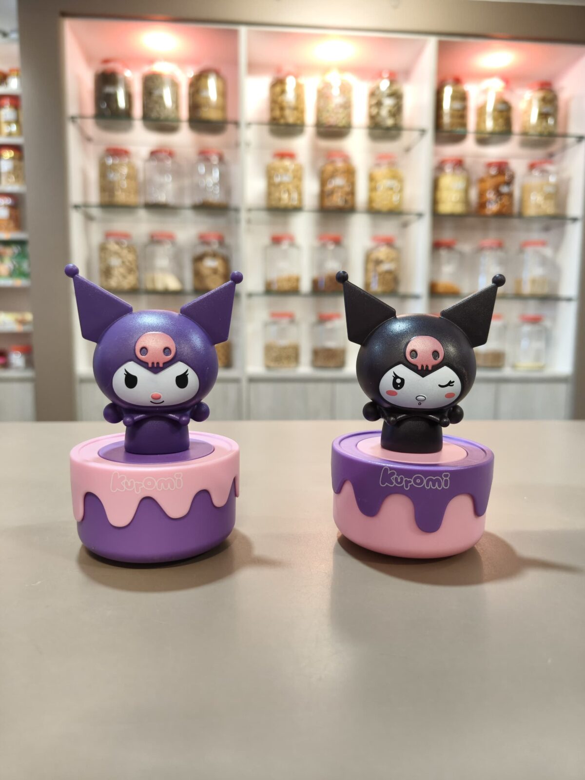库洛米蛋糕小跑机 kuromi cake ornaments