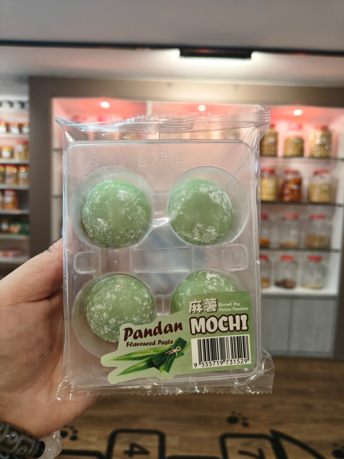 (红豆/绿豆/班兰/花生/黑芝麻/榴莲)麻薯(red bean/green bean/pandan/peanut/black sesame/durian)mochi