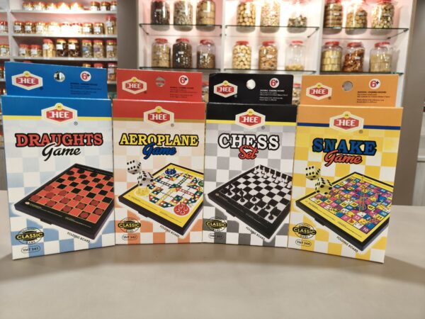 折叠西洋棋/蛇棋/飞机棋/红黑棋 folding chess/snake/aeroplane/draughts