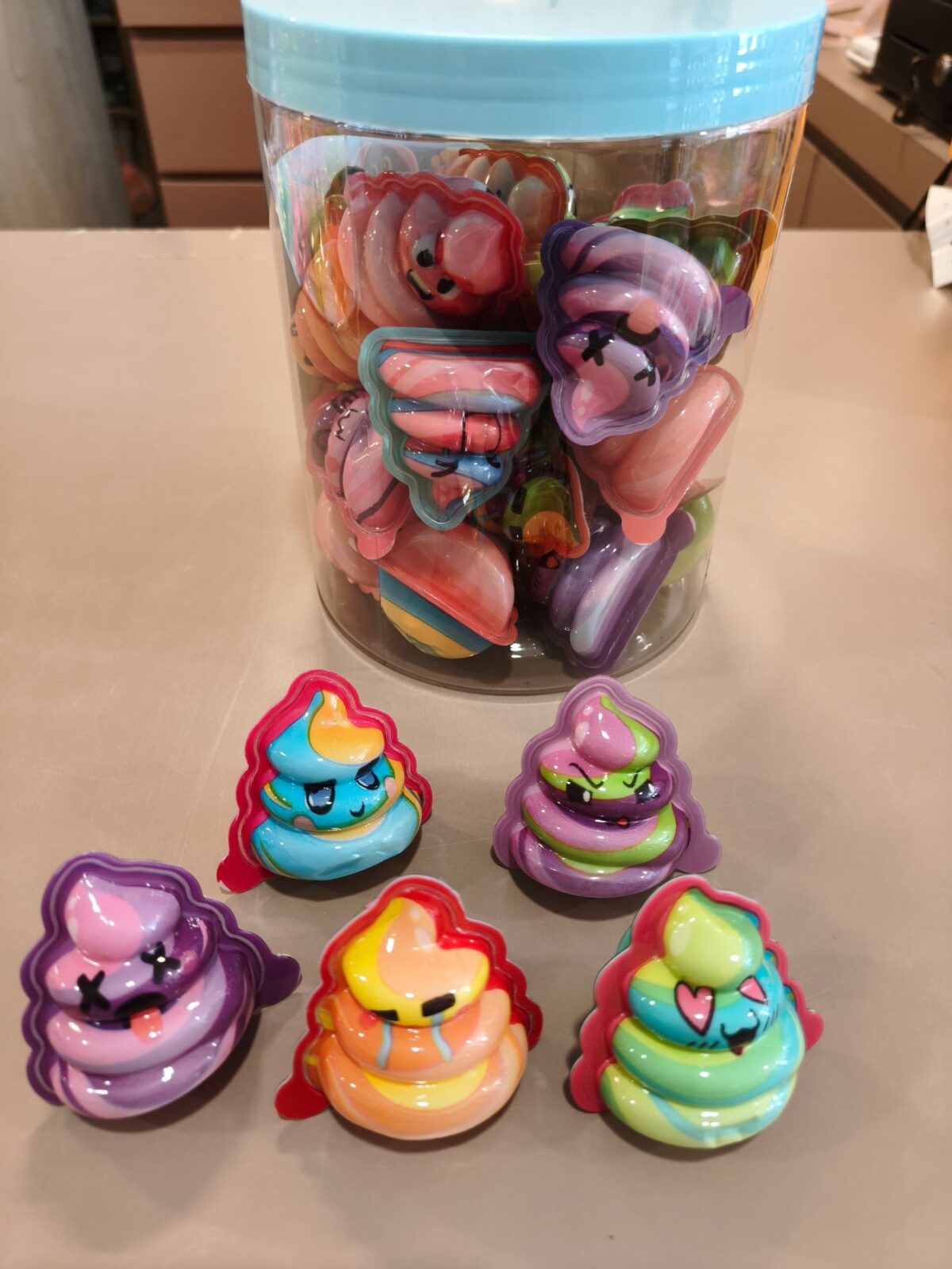 大便造型棉花糖 poo marshmallows